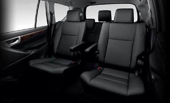 Interior-Innova-Venturer-2017