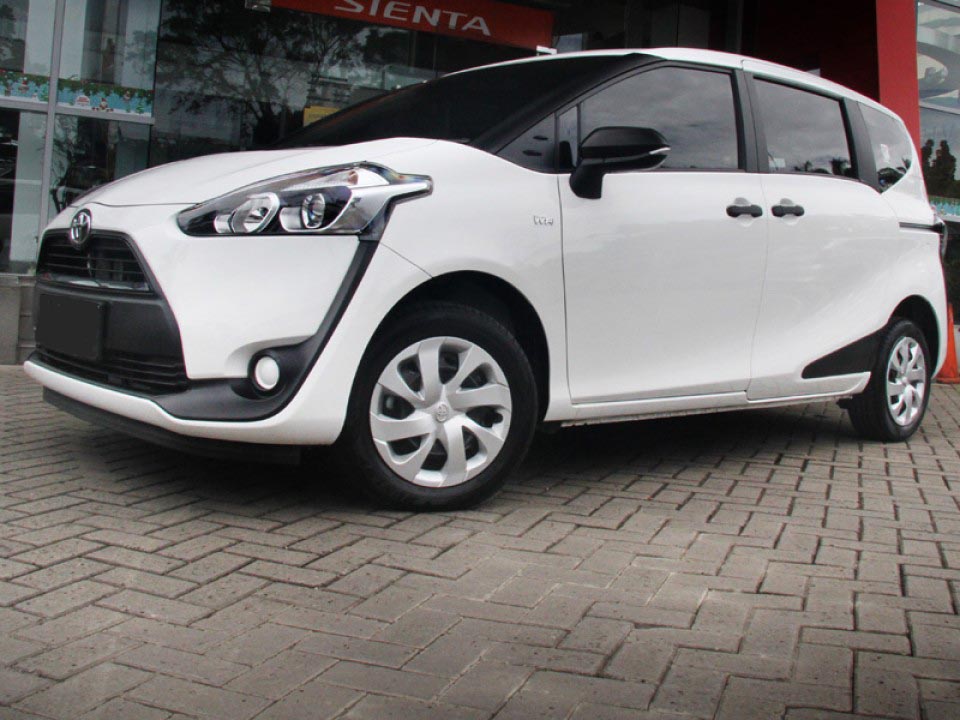 toyota-sienta-grade-termurah